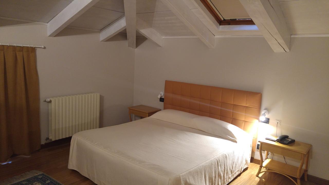 Locanda Del Boscogrande Montegrosso dʼAsti Zewnętrze zdjęcie
