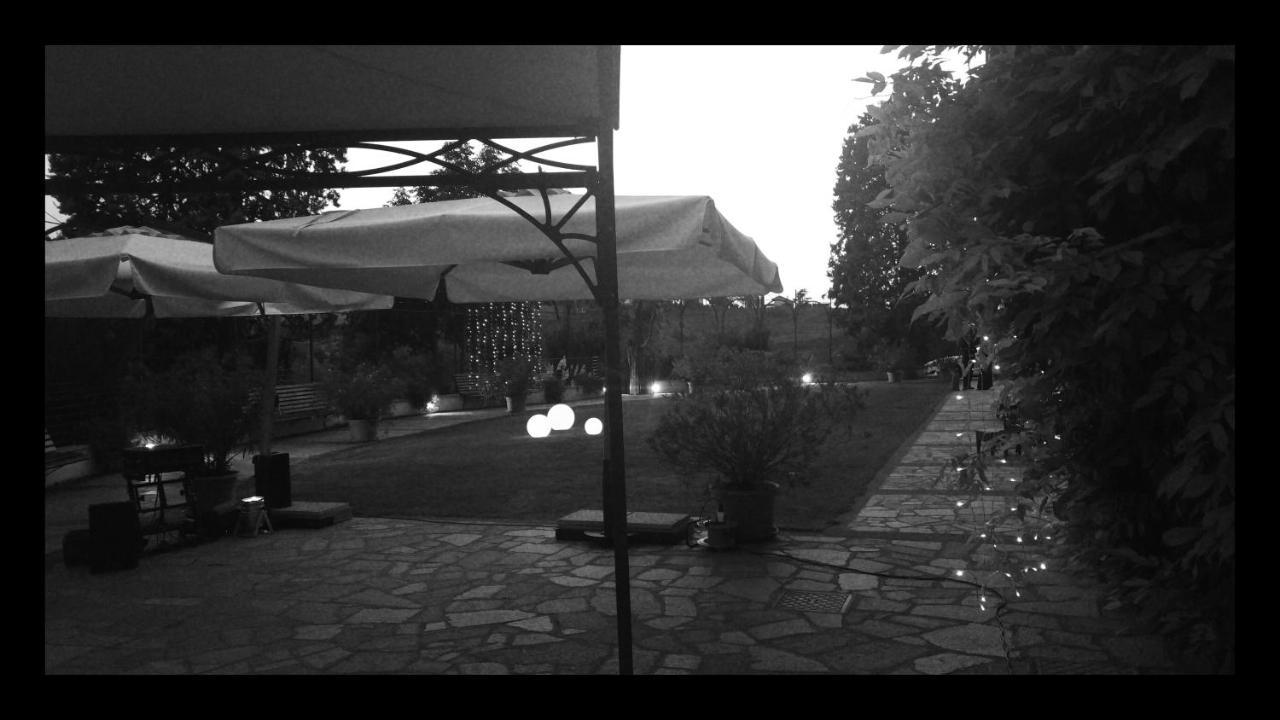 Locanda Del Boscogrande Montegrosso dʼAsti Zewnętrze zdjęcie
