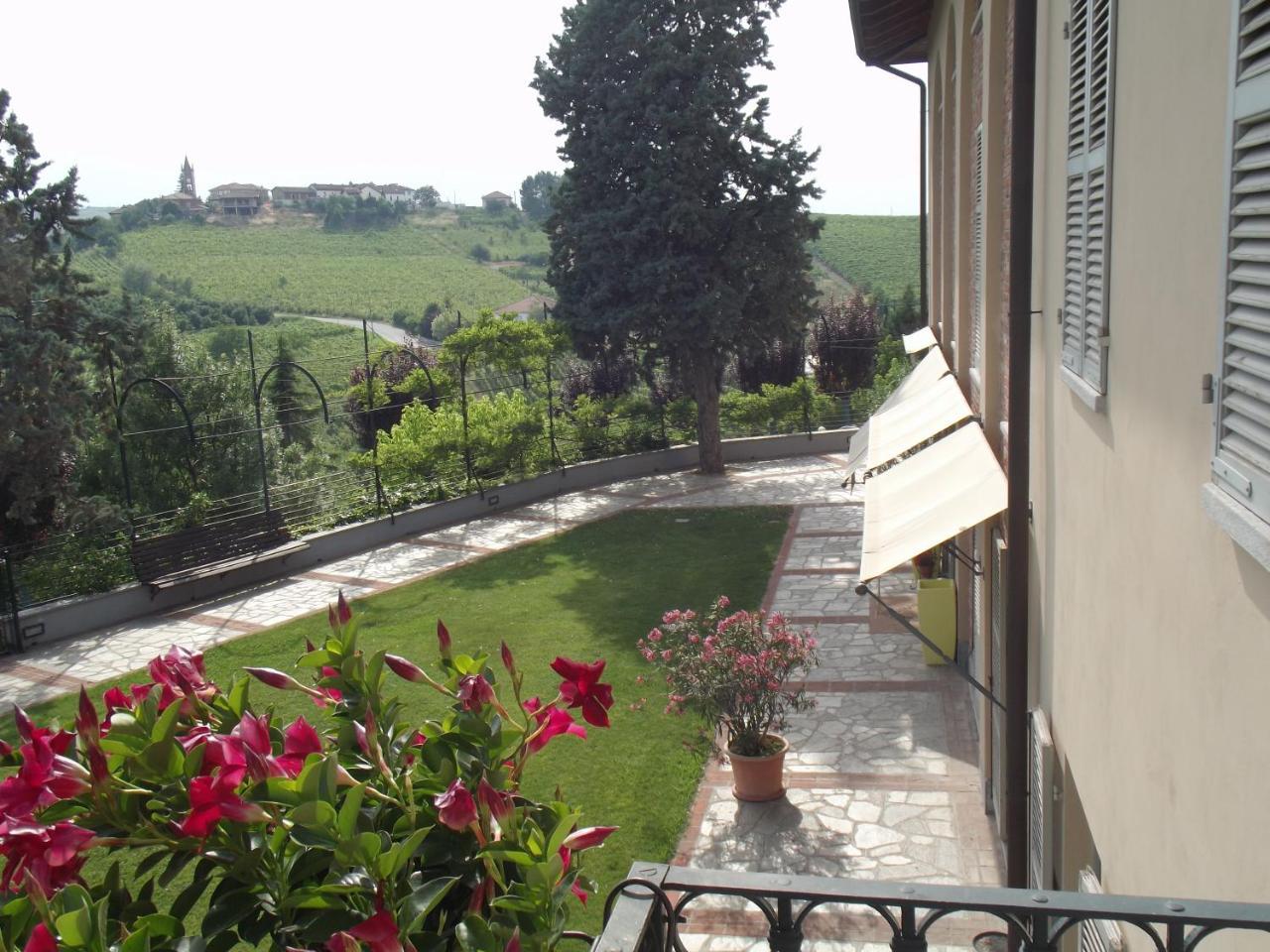Locanda Del Boscogrande Montegrosso dʼAsti Zewnętrze zdjęcie
