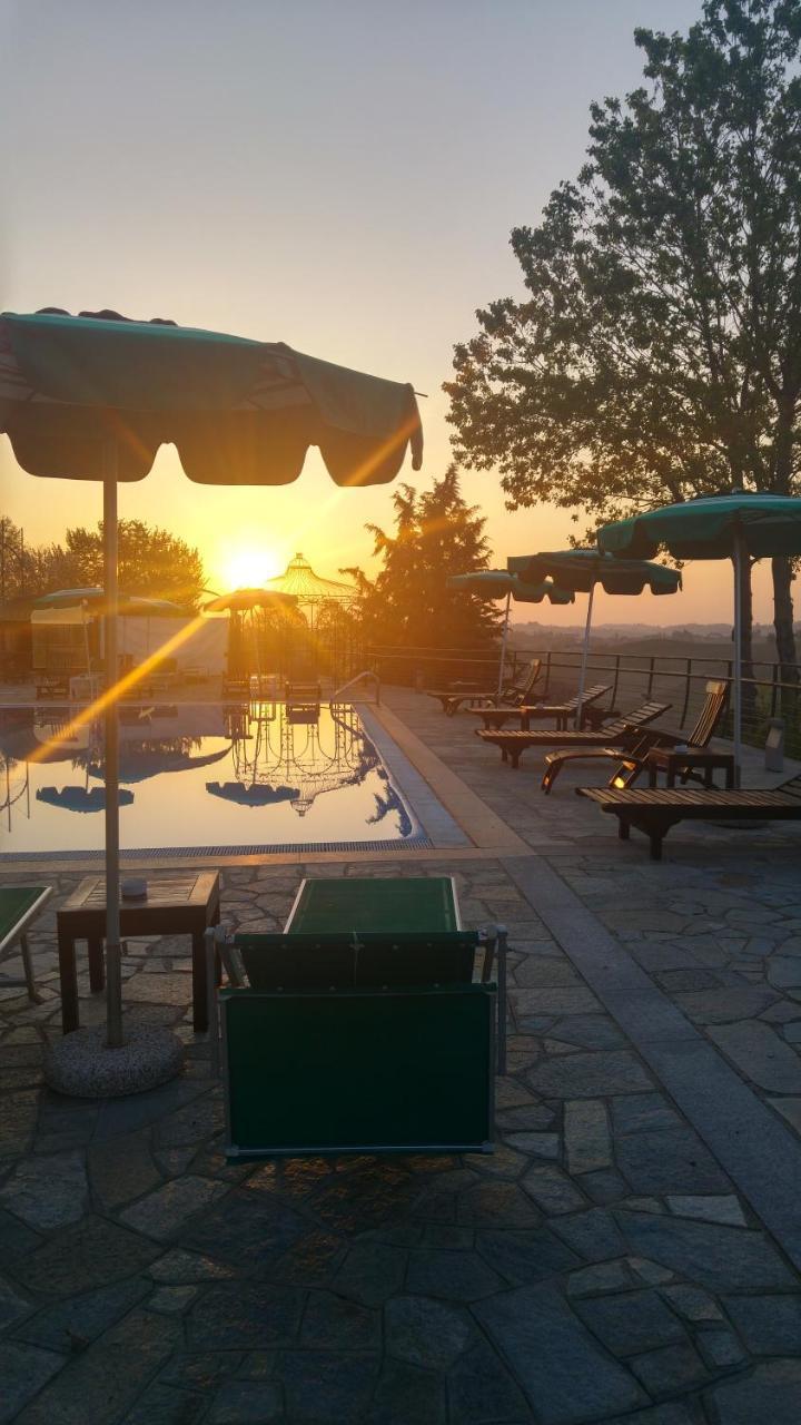 Locanda Del Boscogrande Montegrosso dʼAsti Zewnętrze zdjęcie